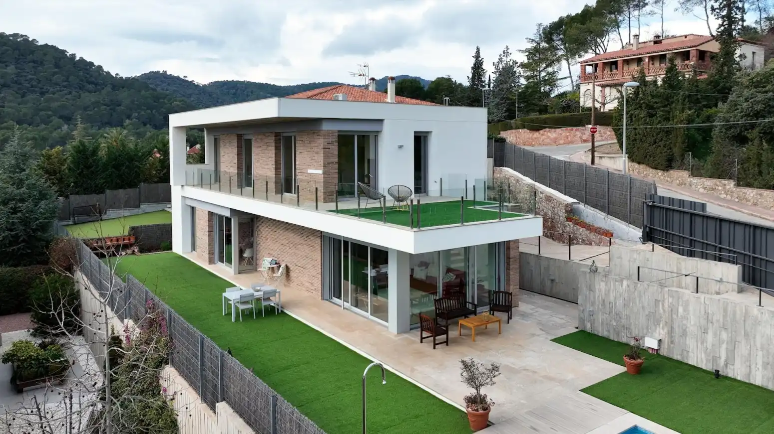 Vista exterior de Casa o chalet en venta en Matadepera con Aire acondicionado, Calefacción y Terraza