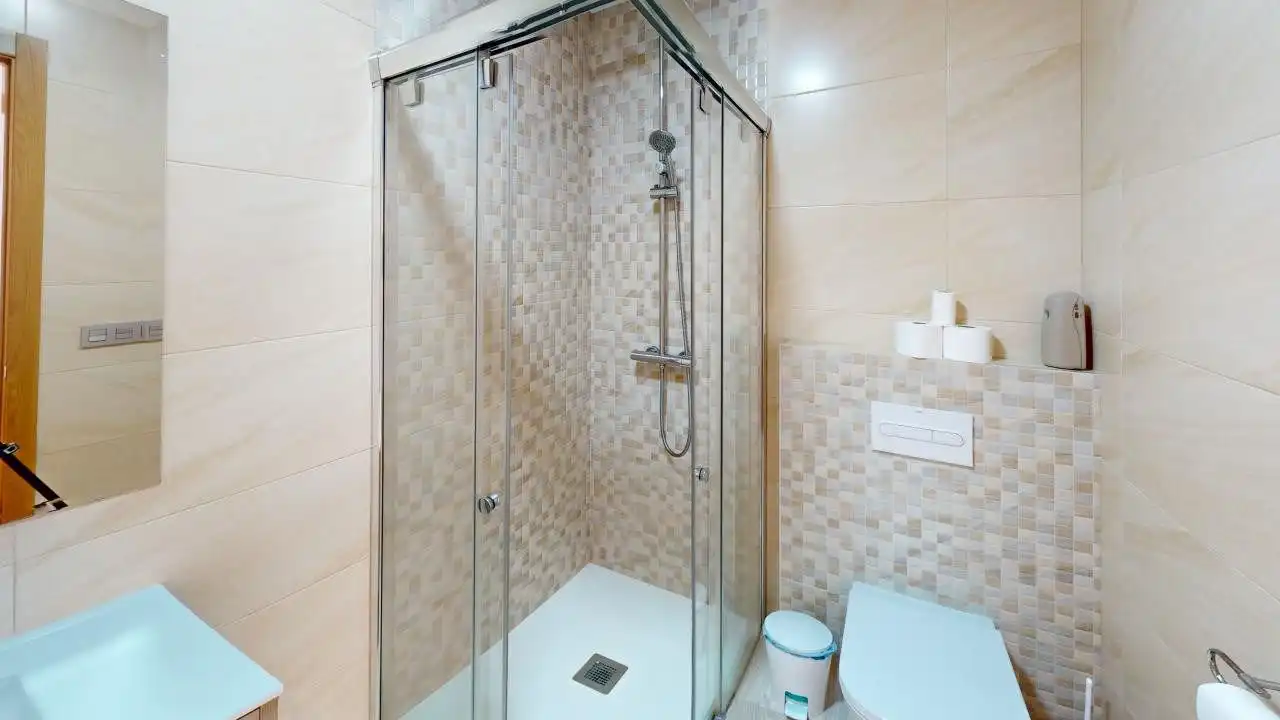 Chalet con piscina en venta en Los Balcones - Los Altos, imagen 33