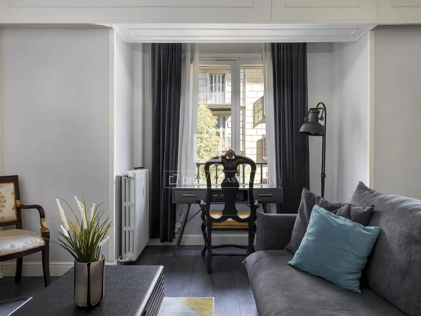 Sala d'estar de Pis en venda en Eixample