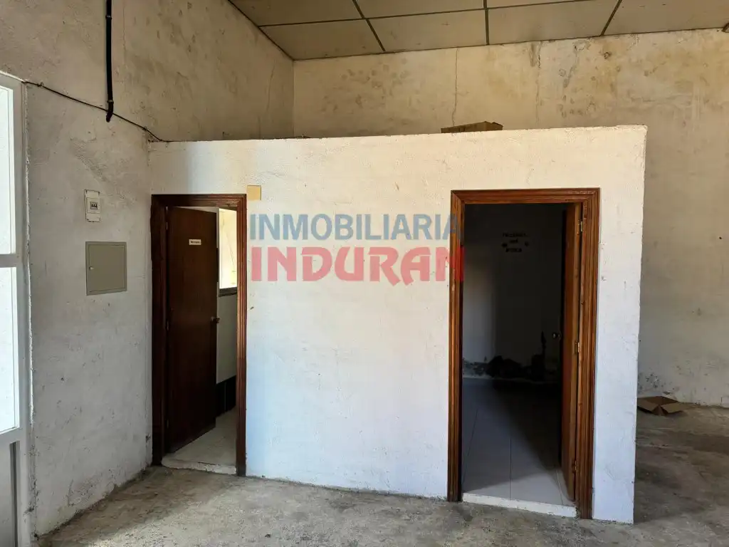 Nave industrial en venta en Deleitosa