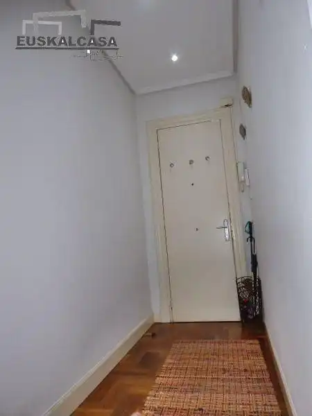 Apartamento en venta en Errekalde
