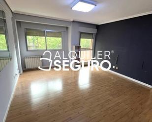 Dormitori de Pis de lloguer en Leganés amb Calefacció i Terrassa