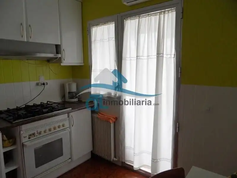 Cuina de Pis en venda en Linares amb Aire condicionat, Calefacció i Parquet