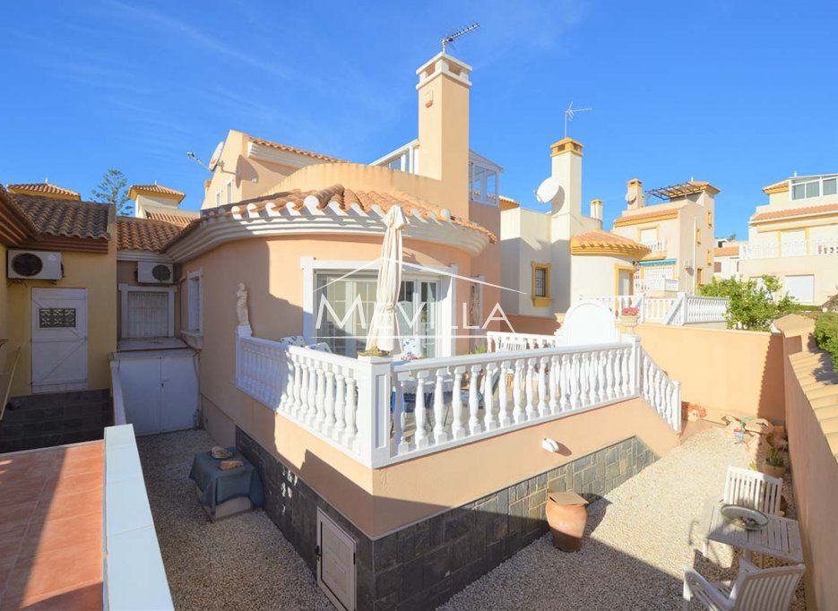 Exterior view of House or chalet for sale in Orihuela  with Air Conditioner