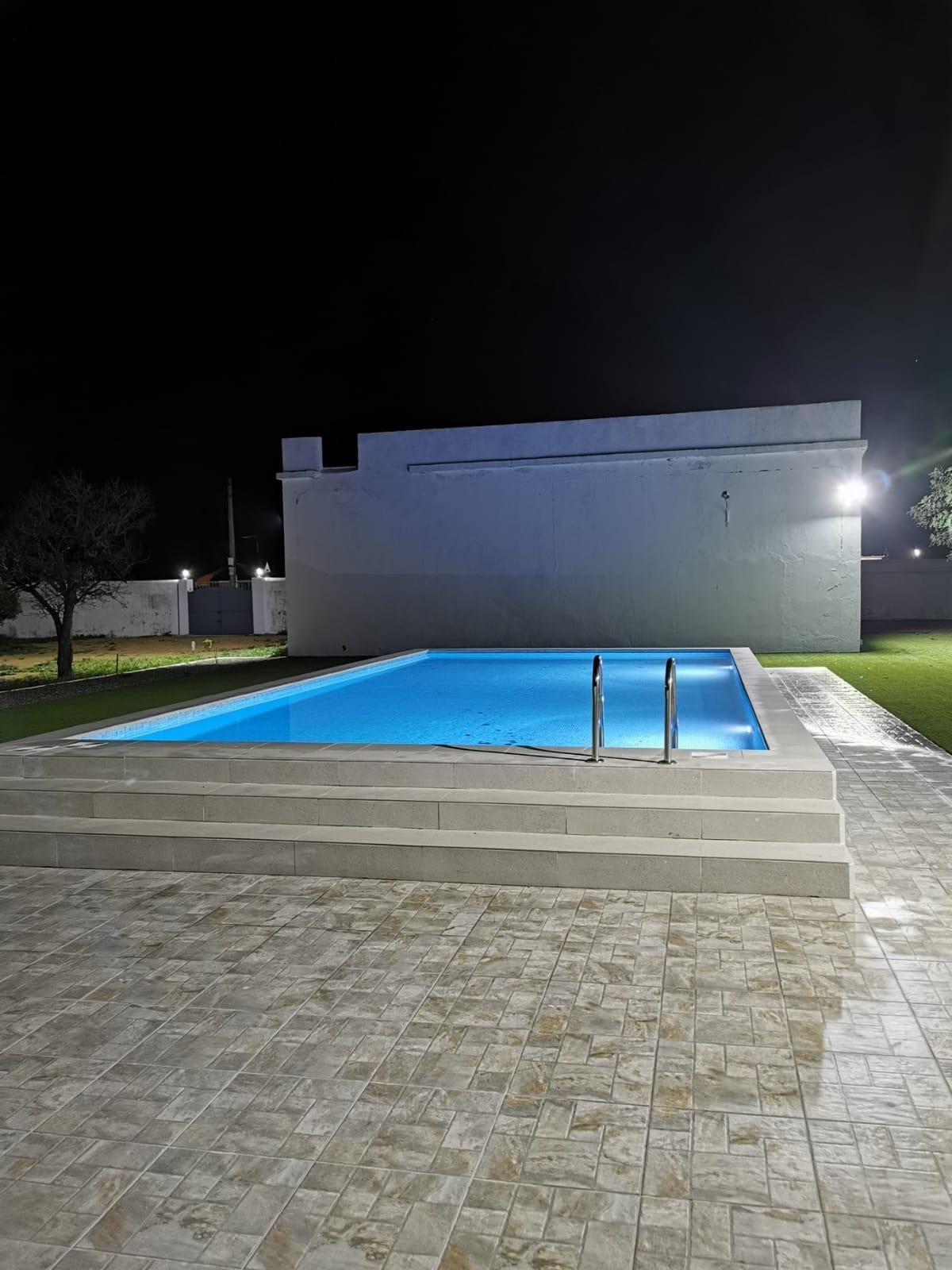 Piscina de Casa o xalet de lloguer en Chiclana de la Frontera amb Aire condicionat, Calefacció i Jardí privat
