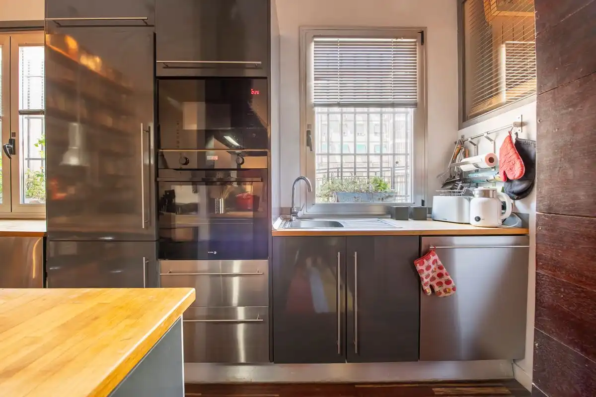 Küche von Loft zum Verkauf in Madrid mit Heizung, Privatgarten und Möbliert