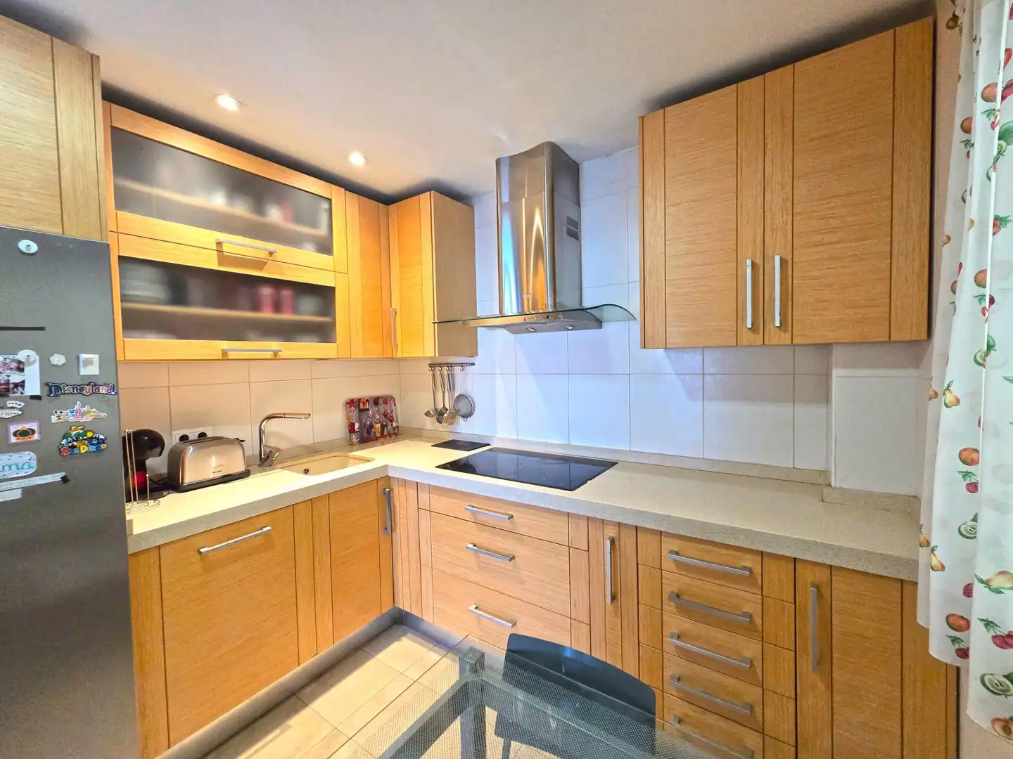 Cocina de Casa adosada en venta en Espartinas con Jardín privado, Terraza y Balcón