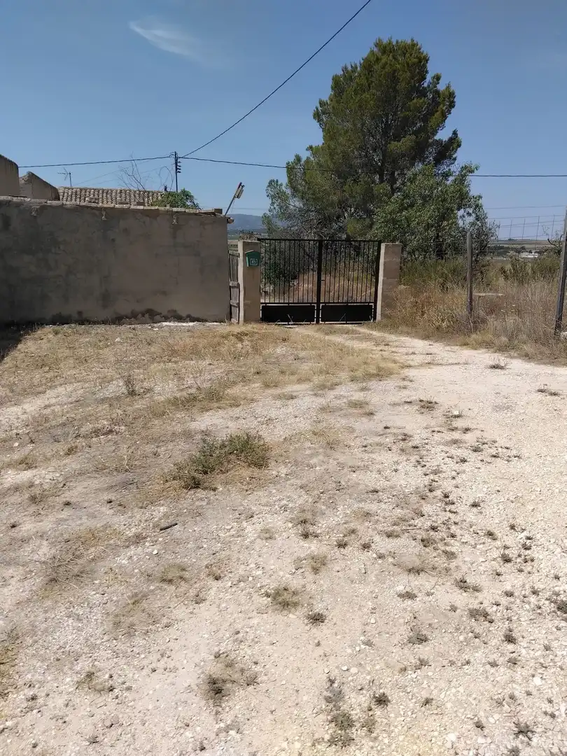 Casa rústica en venda a El Pinós / Pinoso, imagen 3