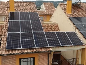 Casa pareada con balcón en venta en Carretera MADRID NACIONAL IV