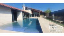 Swimming pool of House or chalet for sale in Terrassa  with Air Conditioner, Terrace and Swimming Pool