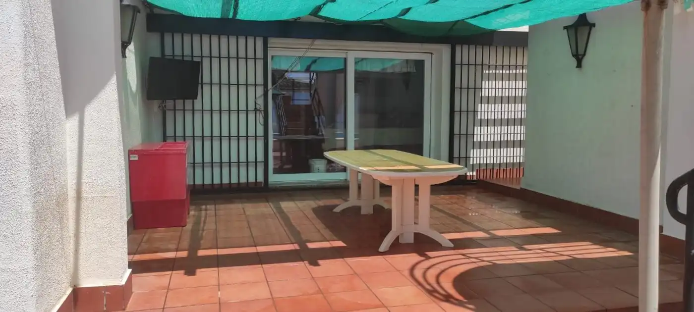 Terrassa de Casa o xalet en venda en El Puerto de Santa María amb Jardí privat, Traster i Piscina