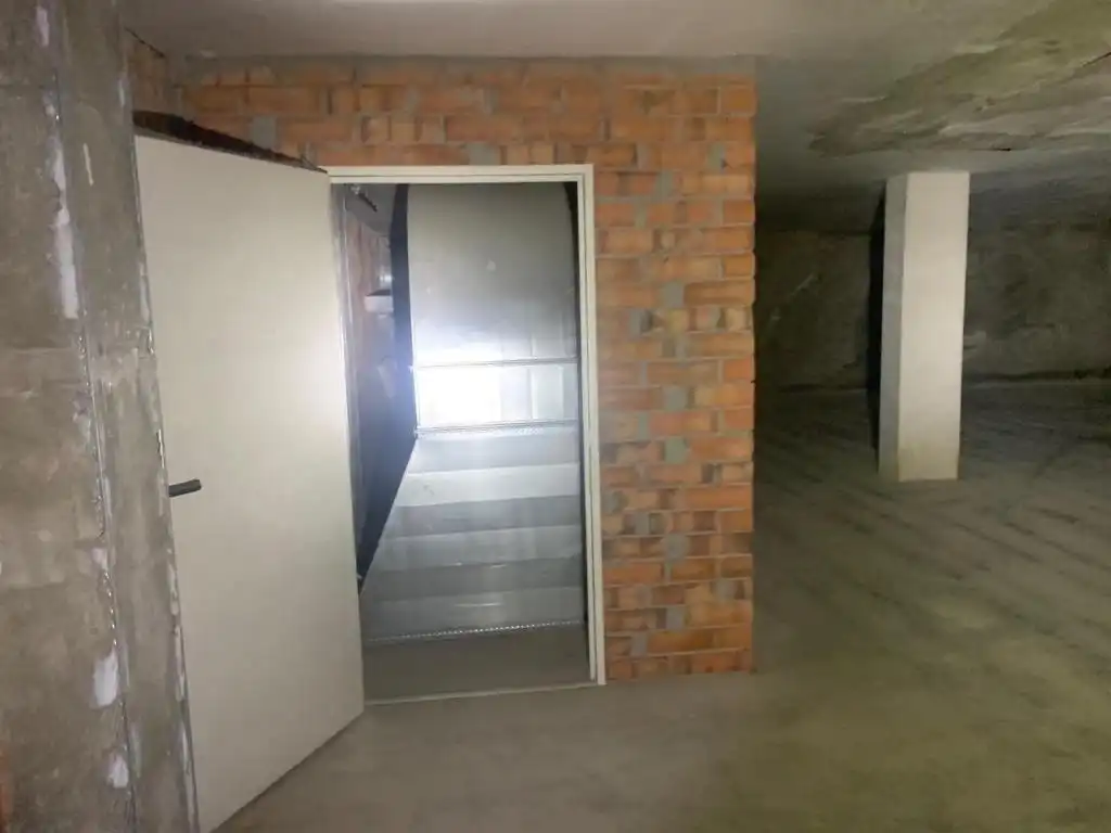 Gewerbefläche zum Verkauf in Berga, imagen 5
