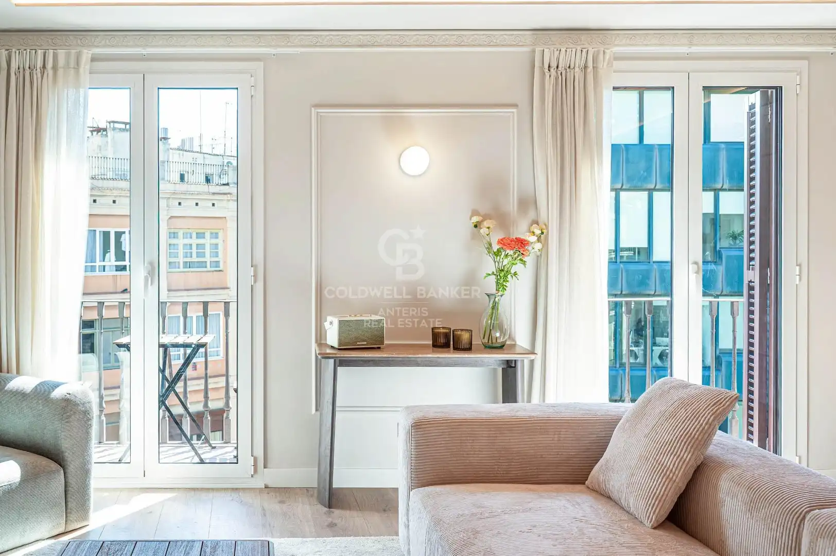Terrasse von Wohnung zum Verkauf in Barcelona mit Klimaanlage, Parkett und Terrasse