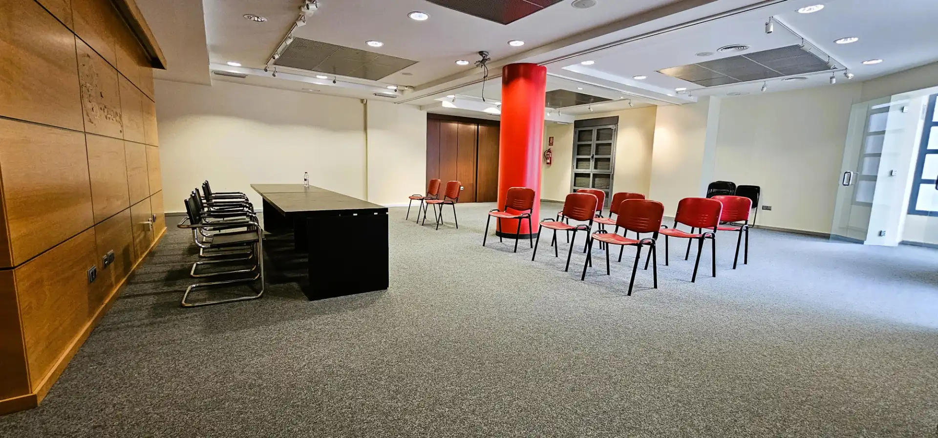 Inmuebles singulares con ascensor en venta en Avenida Santa Eulalia 64, imagen 19