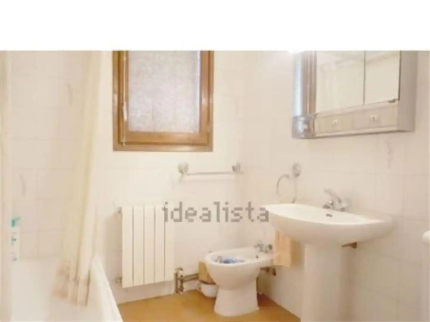 Baño de Casa o chalet en venta en Olvena con Jardín privado, Trastero y Amueblado