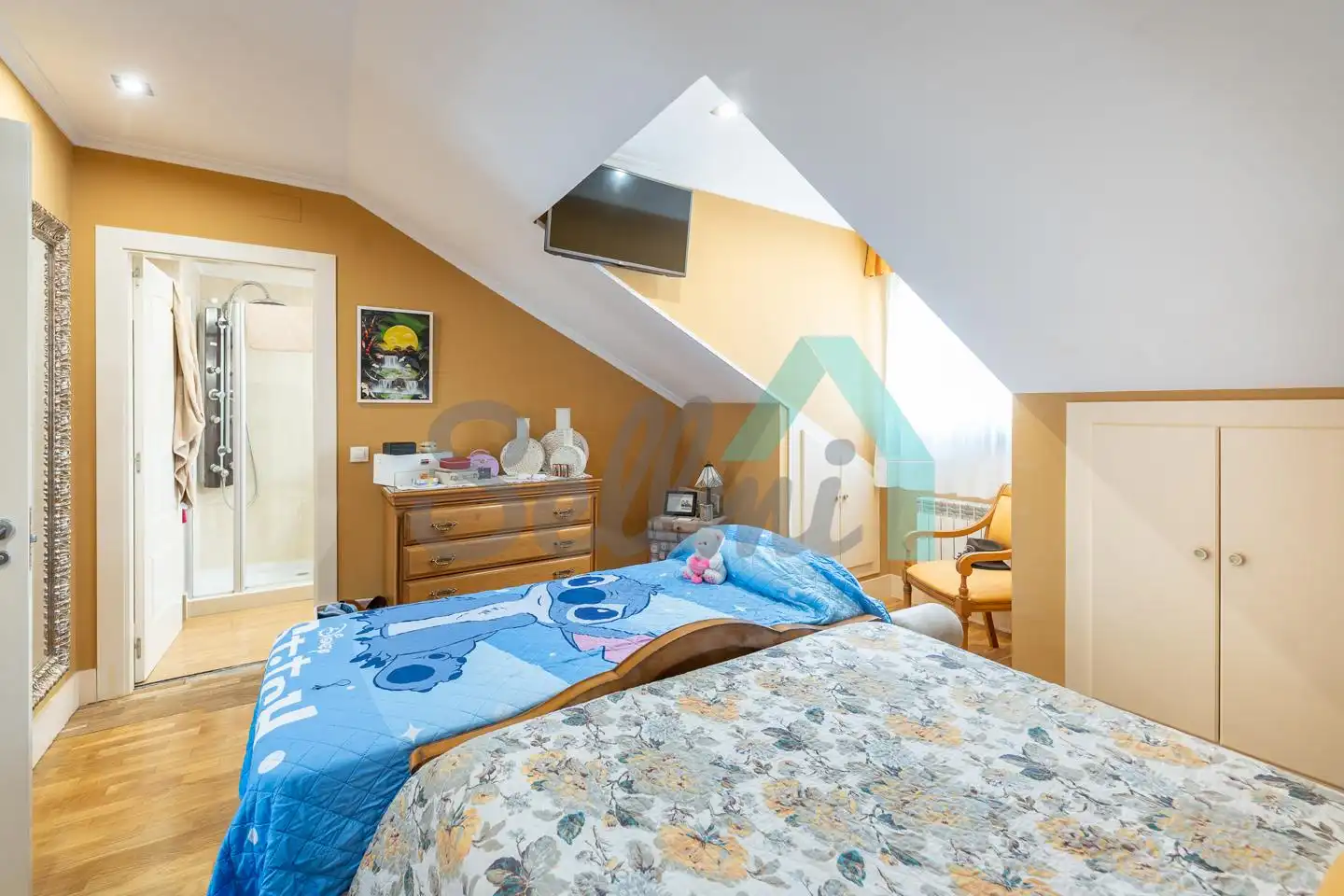 Schlafzimmer von Einfamilien-Reihenhaus zum Verkauf in Vegadeo mit Heizung, Privatgarten und Terrasse