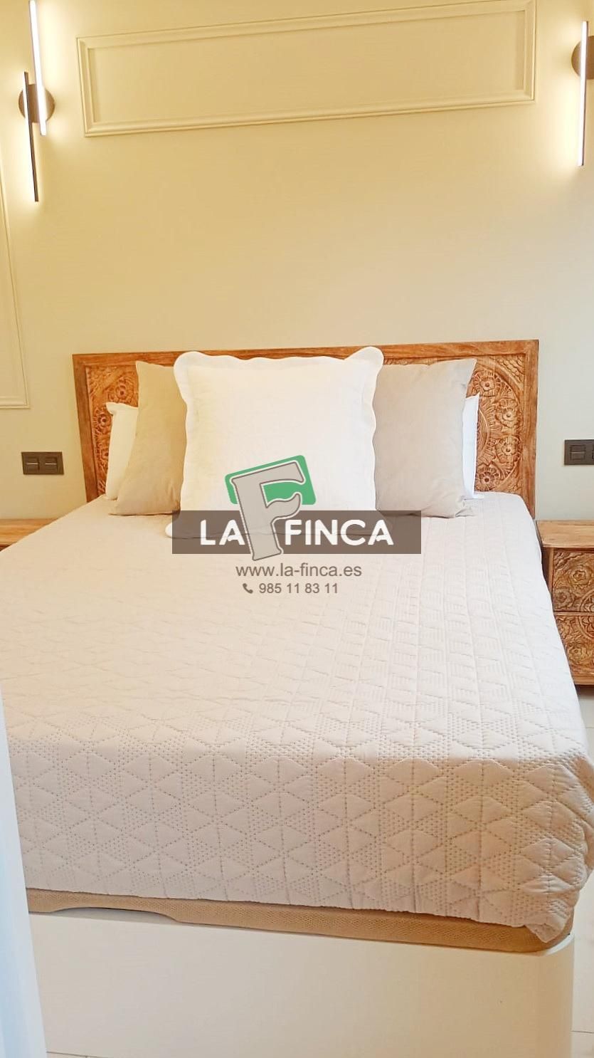 Bedroom of Apartment to rent in Oviedo 