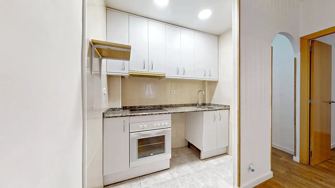 Cocina de Piso en venta en L'Hospitalet de Llobregat