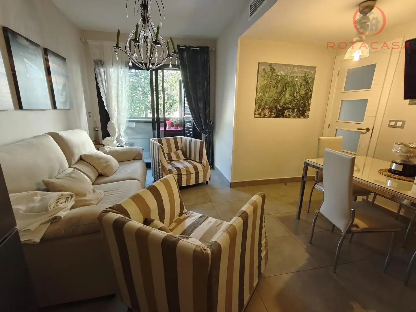 Living room of Flat for sale in Zona Carrefour