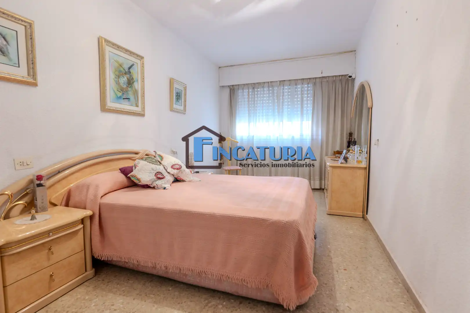 Schlafzimmer von Wohnung zum Verkauf in Mislata mit Klimaanlage, Abstellraum und Balkon