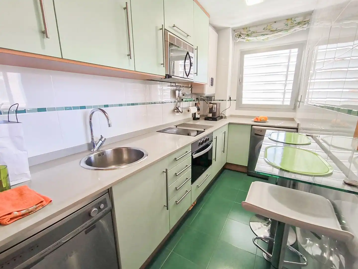Cocina de Piso en venta en Benidorm con Aire acondicionado, Calefacción y Terraza