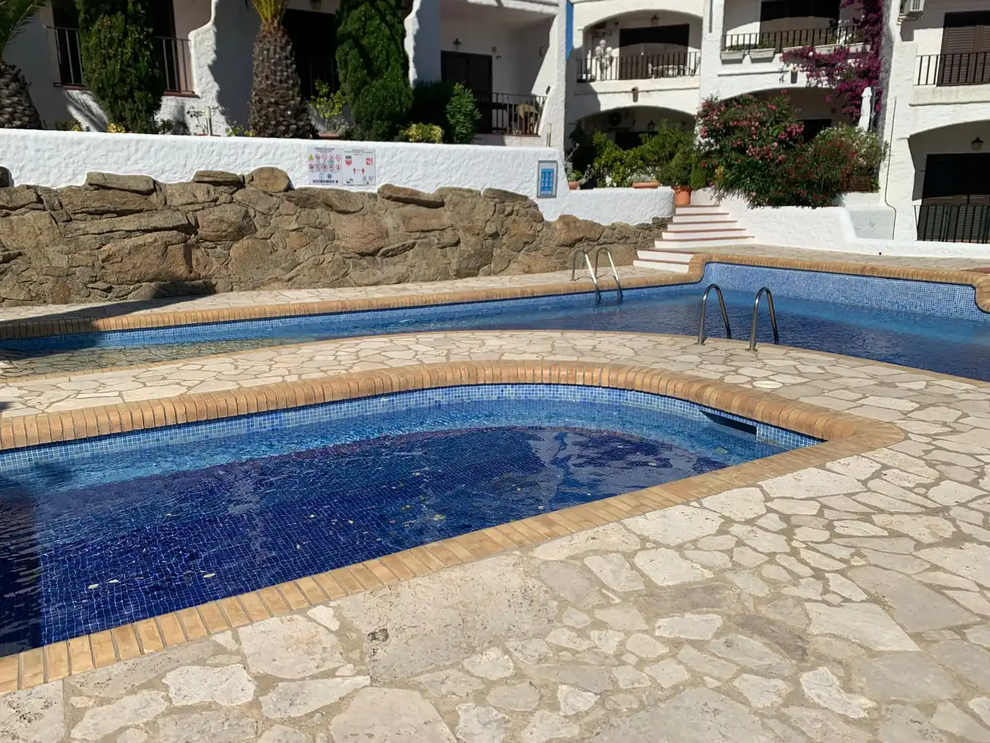 Piscina de Casa o xalet en venda en Roses amb Aire condicionat, Calefacció i Jardí privat