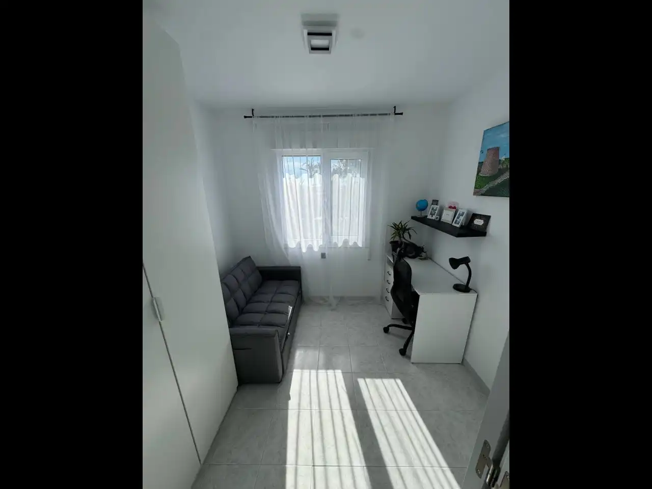 Habitación de Apartamento en venta en Torrevieja con Aire acondicionado, Calefacción y Terraza