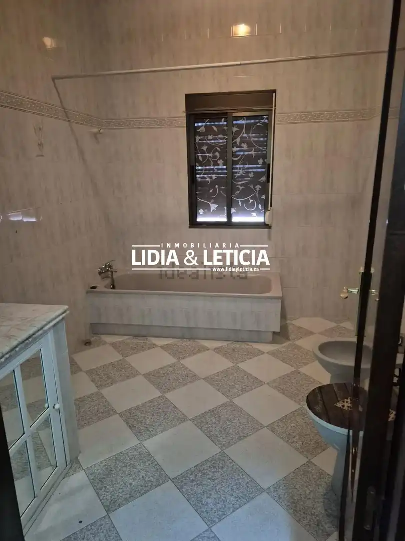 Bany de Casa o xalet en venda en Alcalá de Guadaira
