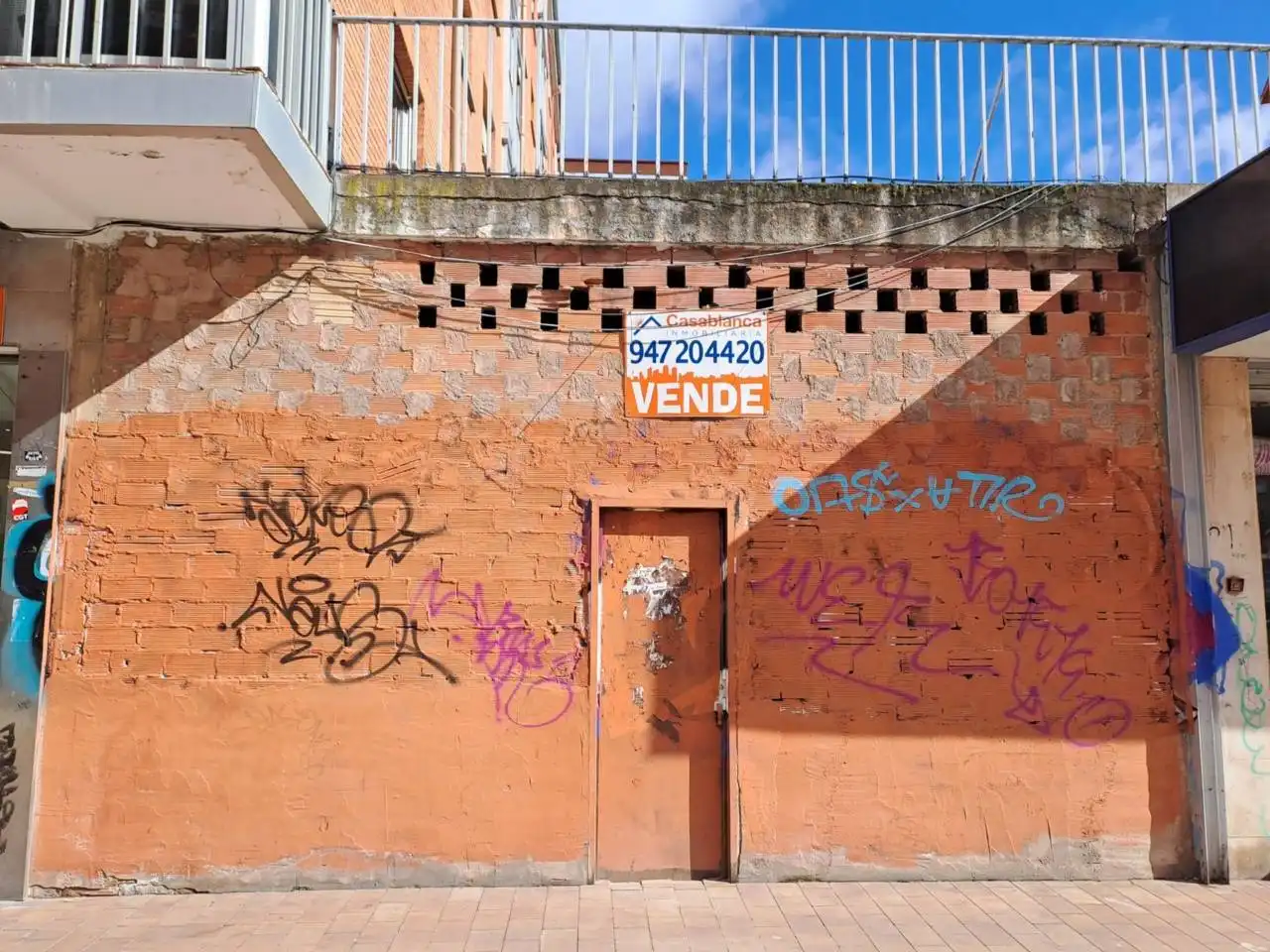Exterior view of Commercial properties for sale in Burgos