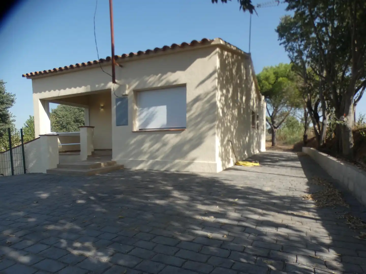 Vista exterior de Casa o chalet de alquiler en Lliçà d'Amunt con Aire acondicionado, Calefacción y Jardín privado