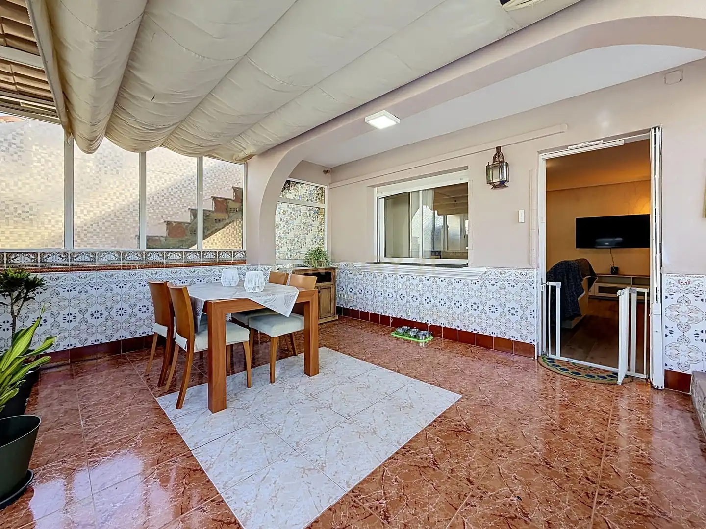 Terrassa de Casa o xalet en venda en Torrevieja amb Aire condicionat, Jardí privat i Piscina