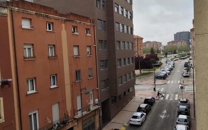 Vista exterior de Pis en venda en Burgos Capital