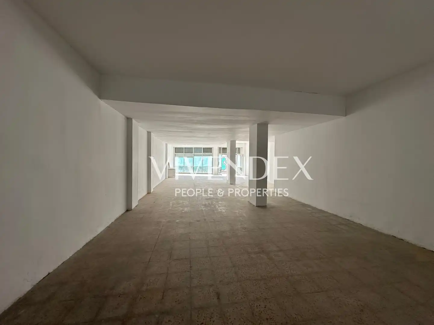 Local en venta en Barcelona