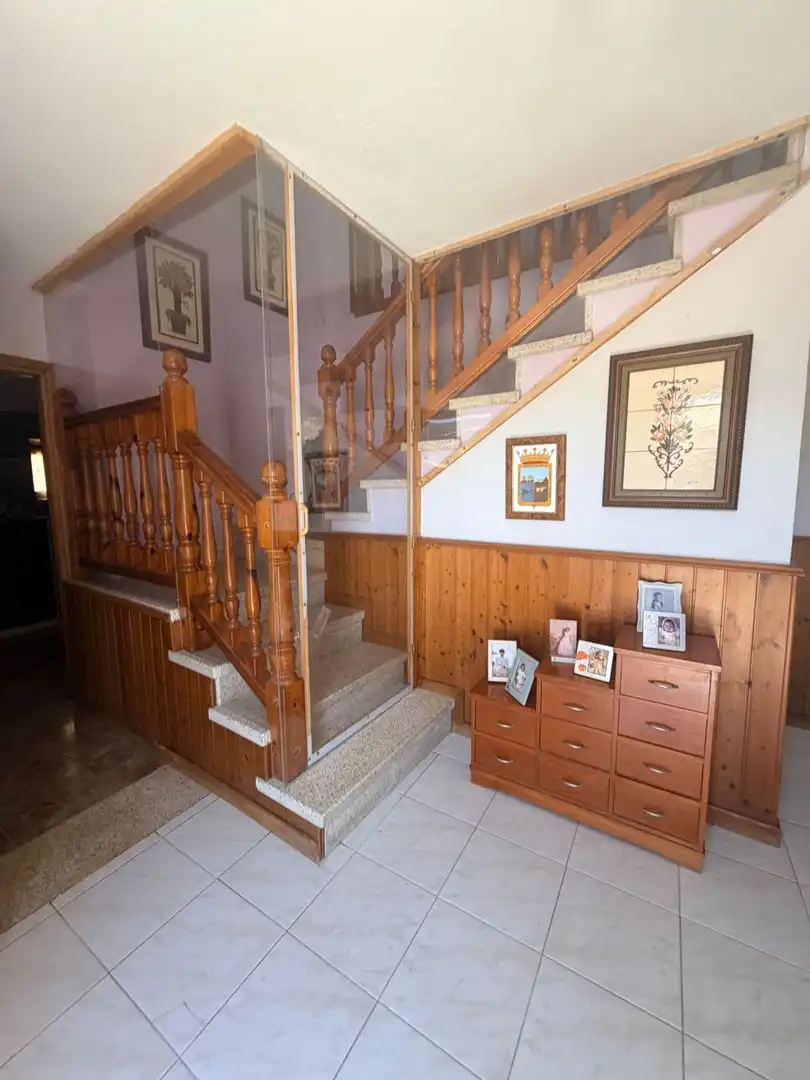 Casa o chalet en venta en Navia con Calefacción, Terraza y Trastero