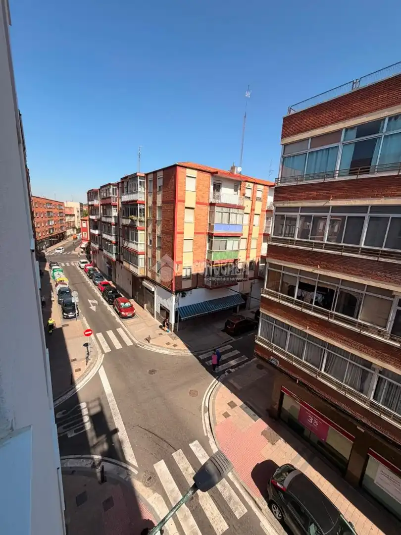 Vista exterior de Pis en venda en Valladolid