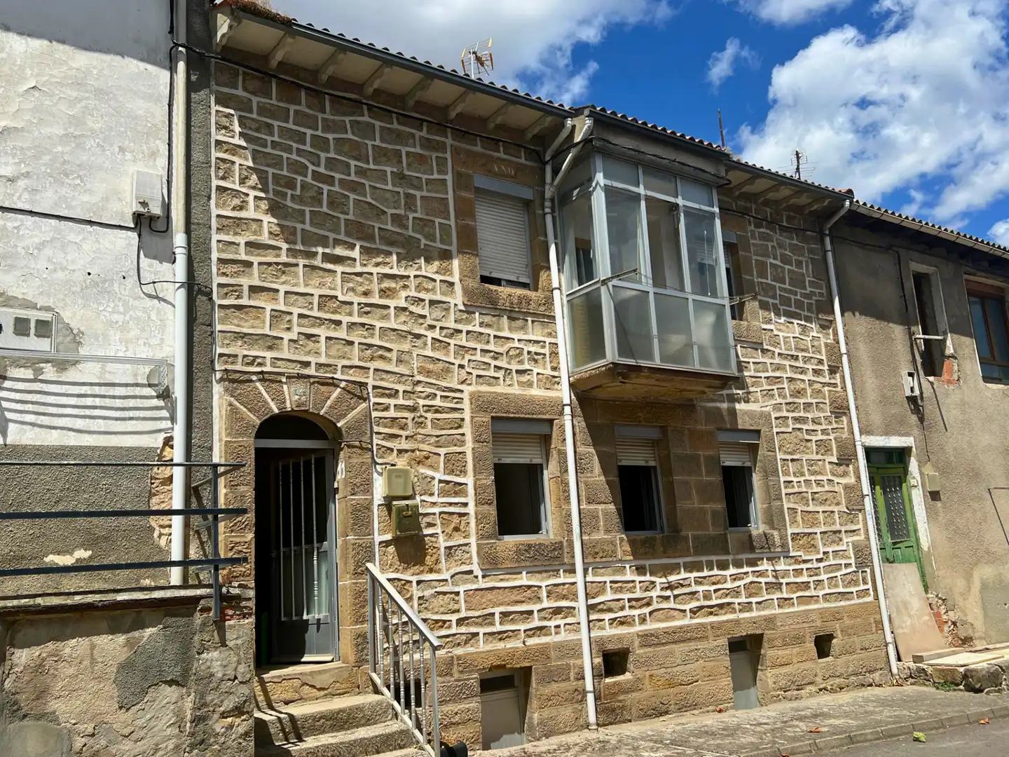 Exterior view of Flat for sale in Valdeolea  with Furnished