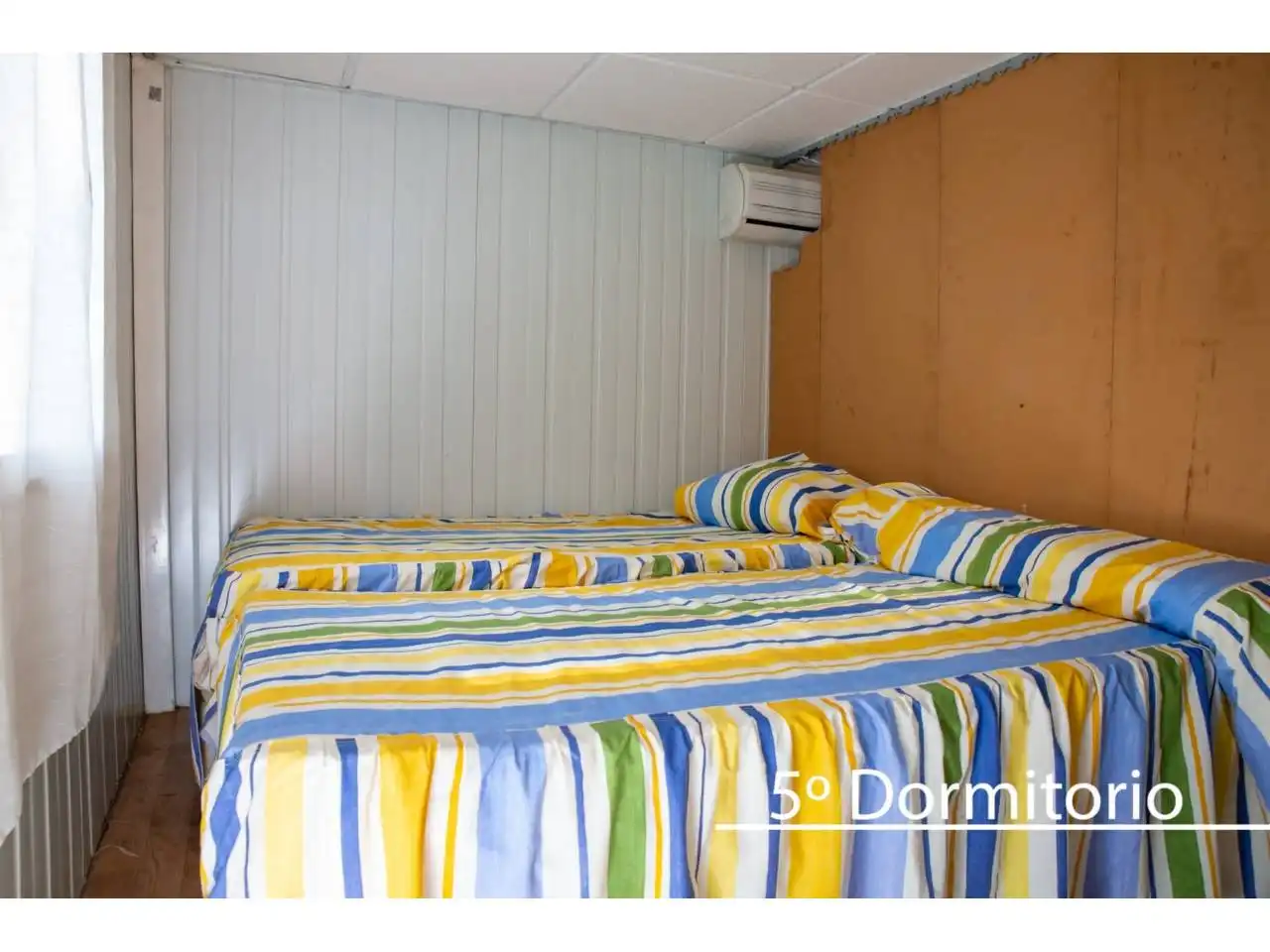 Habitación de Casa o chalet en venta en Carmona con Aire acondicionado, Calefacción y Jardín privado