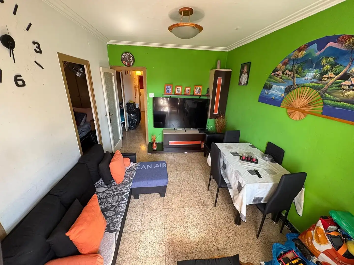 Sala de estar de Piso en venta en L'Hospitalet de Llobregat con Balcón