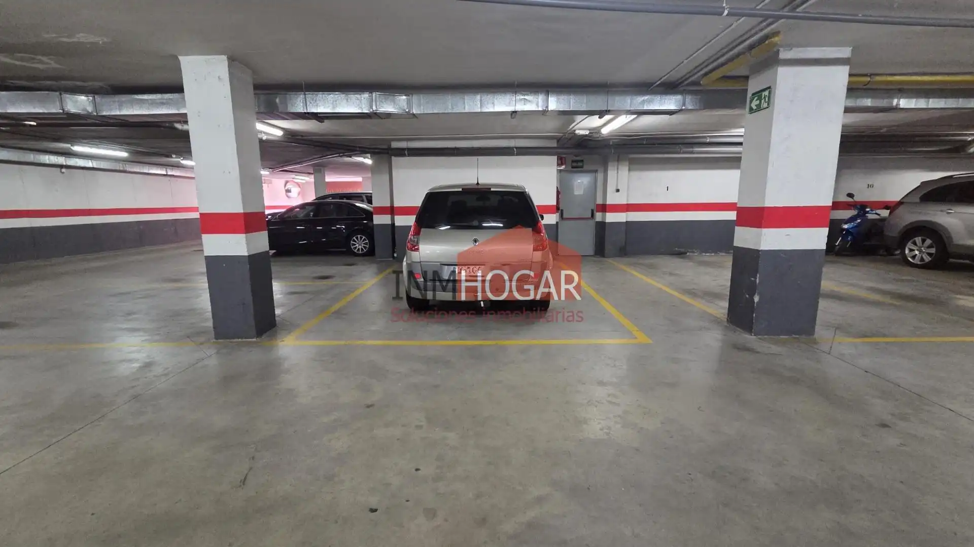 Parking de Piso en venta en Sónsoles
