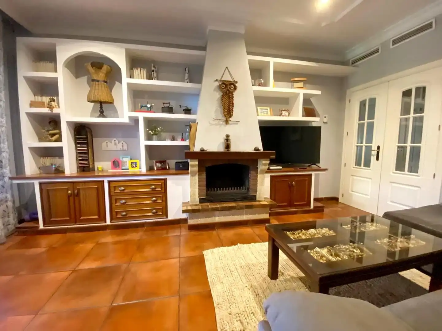 Sala d'estar de Casa o xalet en venda en Badajoz amb Aire condicionat, Jardí privat i Terrassa