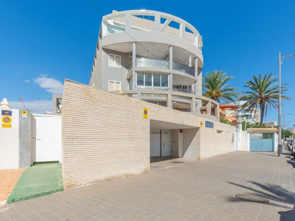 Exterior view of Apartments for sale in Playa Muchavista