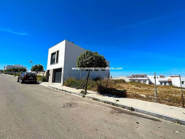 Terreno residencial en Venta en Calle tras la Parra en La Calzada