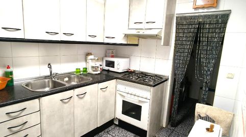 Foto 4 de Piso en venta en Llefià, Badalona