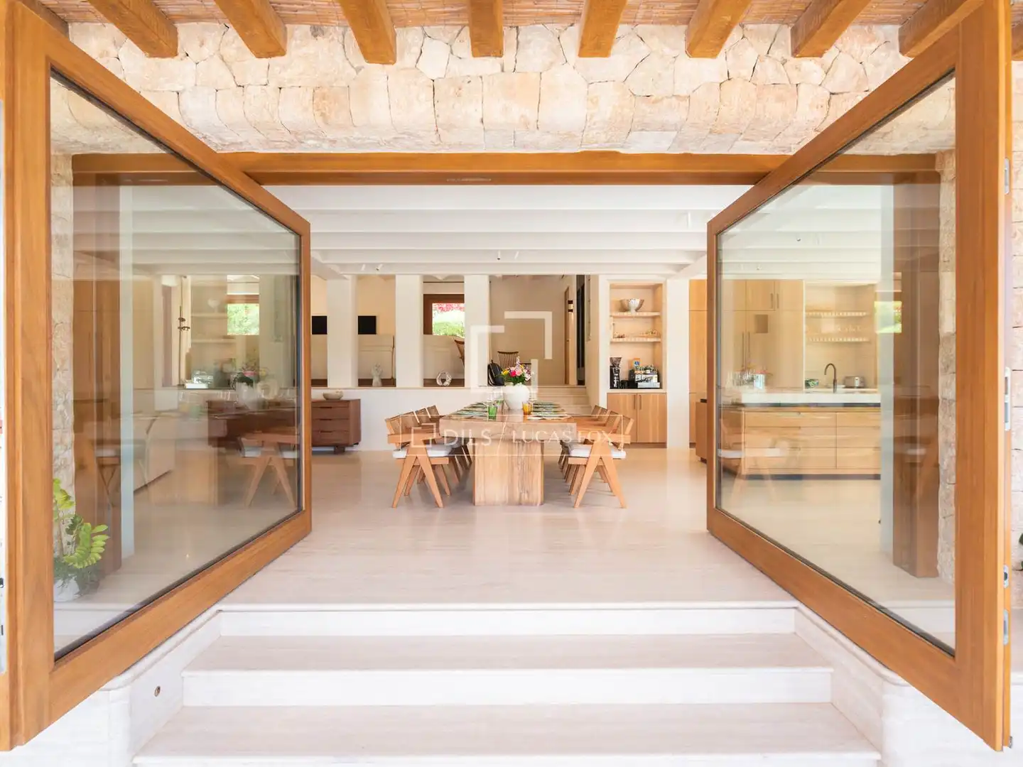 Comedor de Casa o chalet en venta en Santa Eulària des Riu con Aire acondicionado, Calefacción y Jardín privado