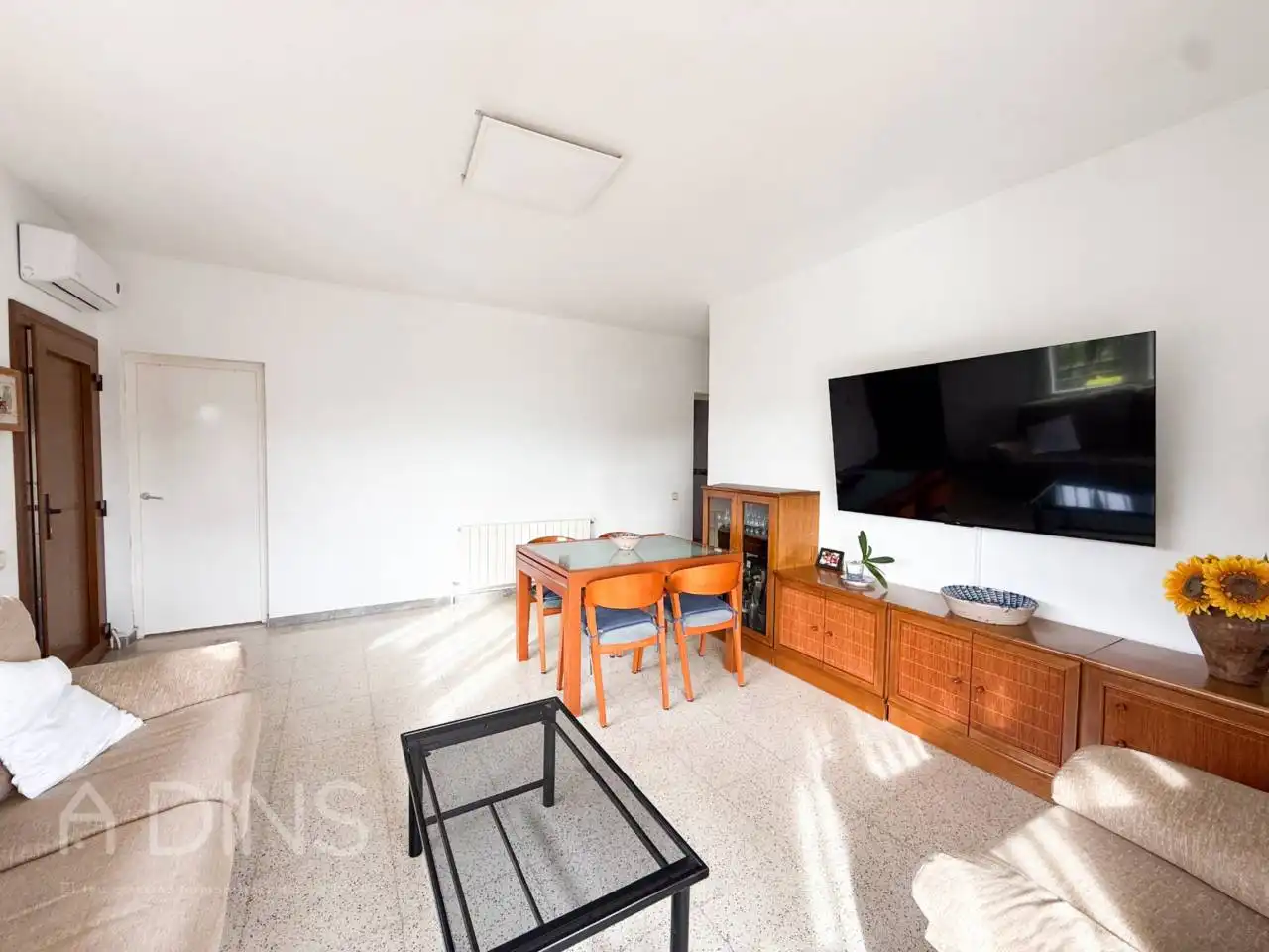 Sala d'estar de Casa o xalet en venda en Caldes de Montbui, Barcelona