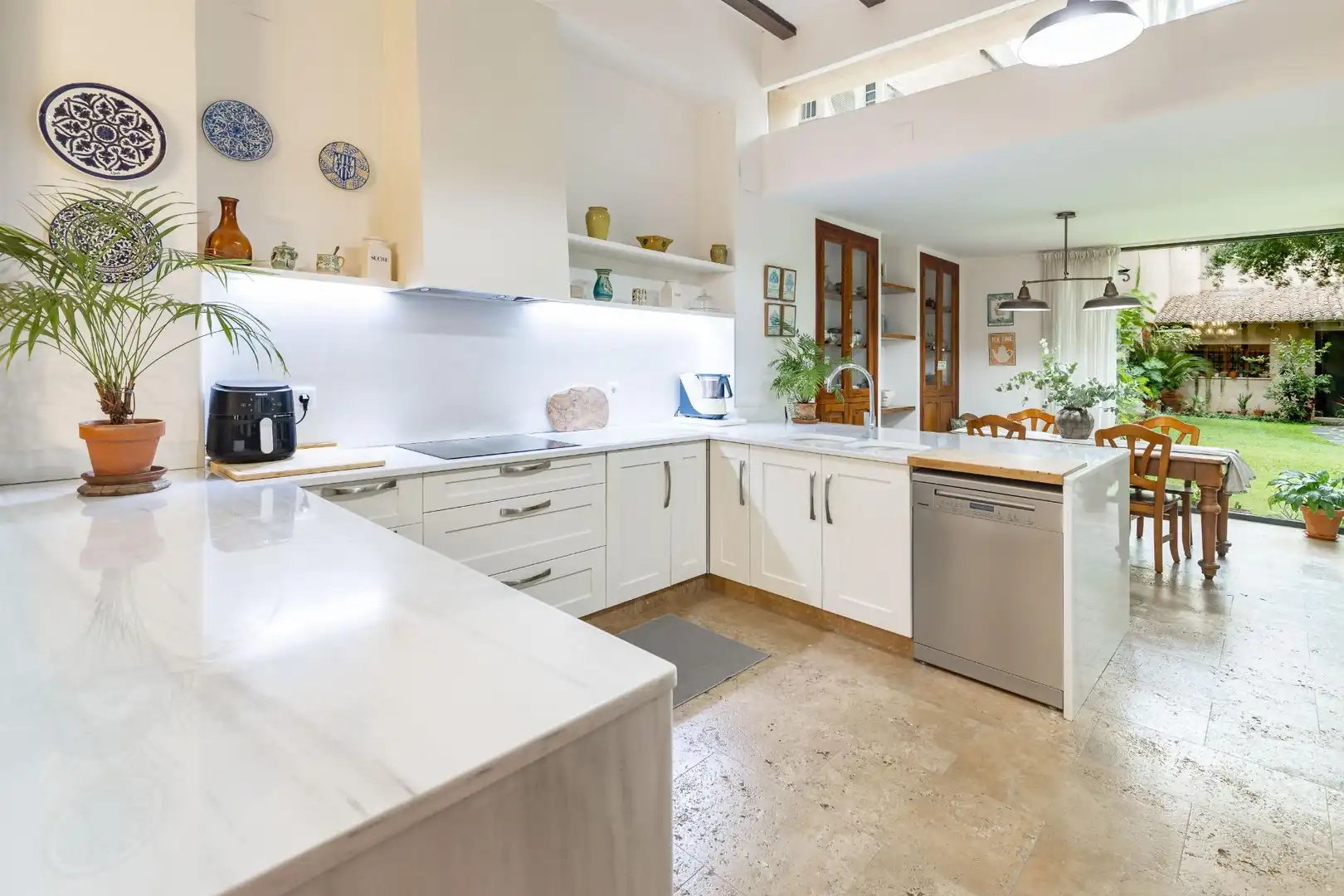 Kitchen of Houses for sale in Xàtiva  with Air Conditioner, Private garden and Terrace