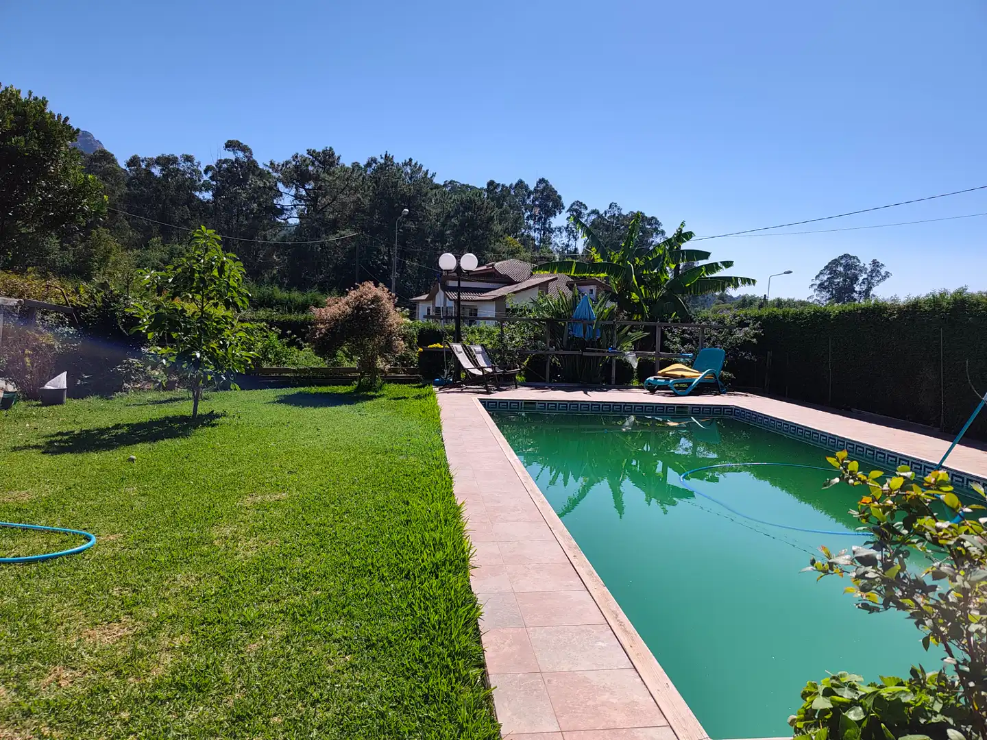 Swimming pool of Ground floor for share in Vigo   with Private garden, Terrace and Furnished