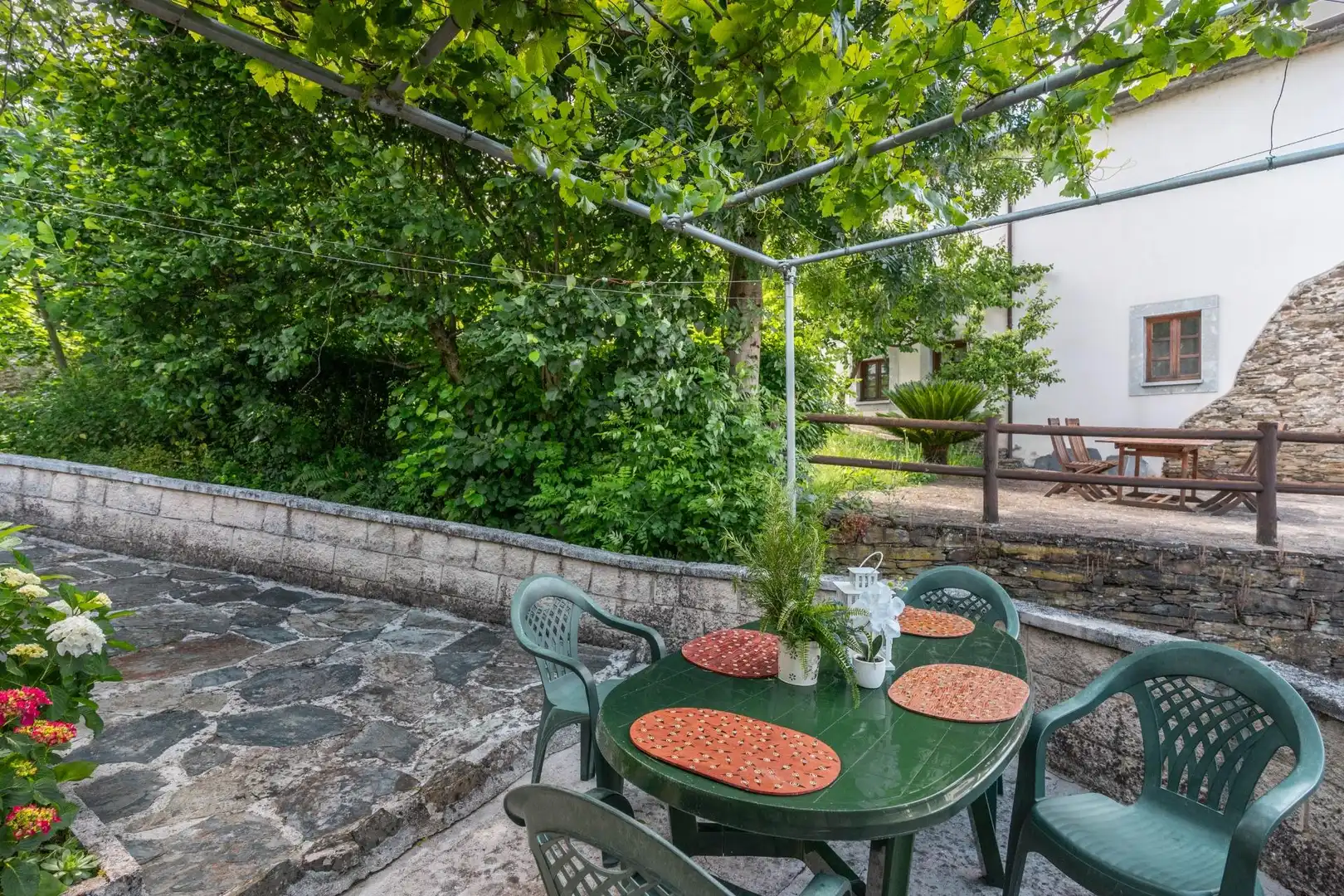 Terraza de Casa o chalet en venta en Cangas del Narcea con Jardín privado, Amueblado y Balcón