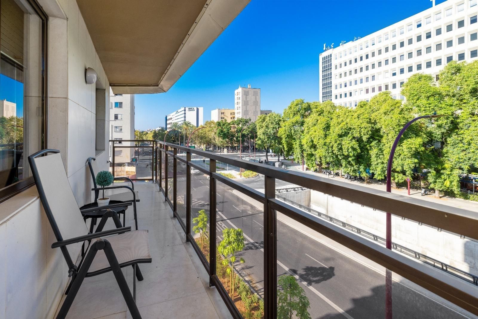 Terrace of Flat for sale in  Sevilla Capital  with Air Conditioner, Heating and Terrace