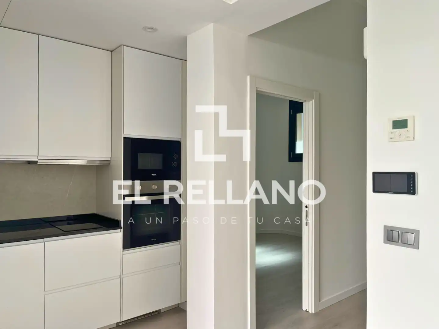 Cocina de Piso en venta en Badalona con Aire acondicionado, Calefacción y Jardín privado